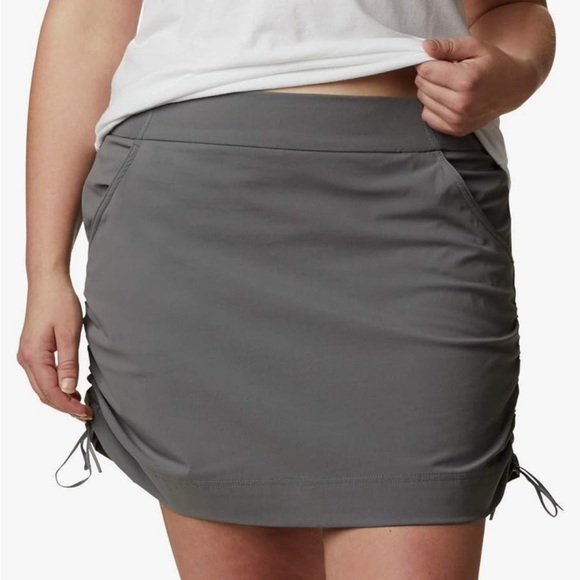 Columbia Ruched Skort - Picture 2 of 8